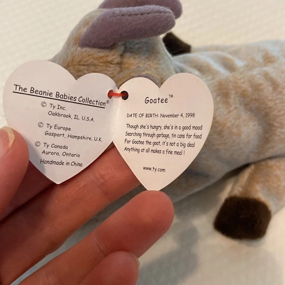 Ty Beanie Baby Brown Tan Goatee Goat Stuffed Animal Collectible Toy with Tag